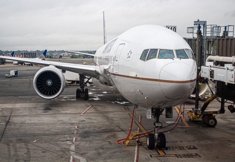 Photo of N2846U - United Airlines Boeing 777-300ER at EWR on AeroXplorer Aviation Database