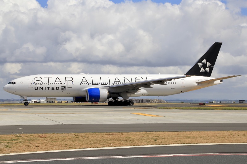 Photo of N218UA - United Airlines Boeing 777-200ER at AKL on AeroXplorer Aviation Database