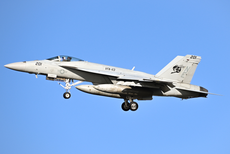 Photo of 159952 - USN - United States Navy Boeing F/A-18E/F Super Hornet at NZY on AeroXplorer Aviation Database