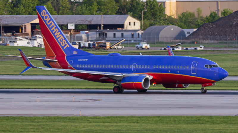 Photo of N269WN - Southwest Airlines Boeing 737-700 at CMH on AeroXplorer Aviation Database