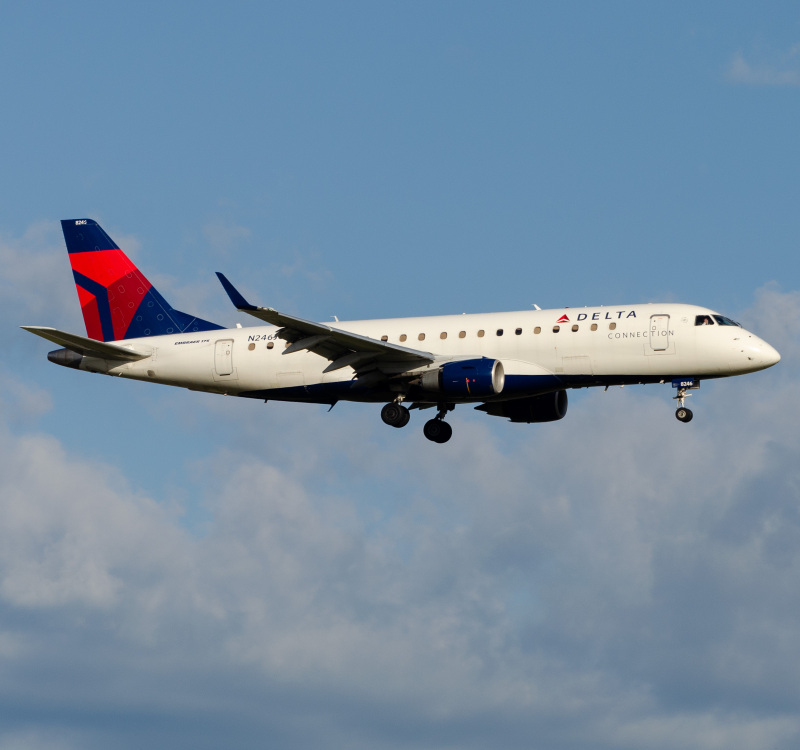 Photo of N246JQ - Delta Connection Embraer E170 at EWR on AeroXplorer Aviation Database