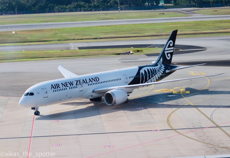Photo of ZK-NZG - Air New Zealand Boeing 787-9 at SIN on AeroXplorer Aviation Database