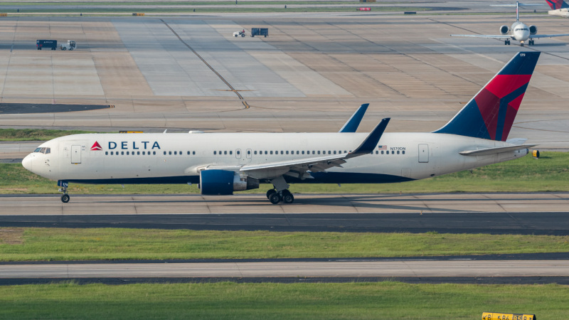 Photo of N179DN - Delta Airlines Boeing 767-300ER at ATL on AeroXplorer Aviation Database
