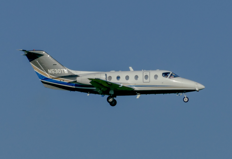 Photo of N530TM - PRIVATE Hawker Beechcraft 400XP at AUS on AeroXplorer Aviation Database