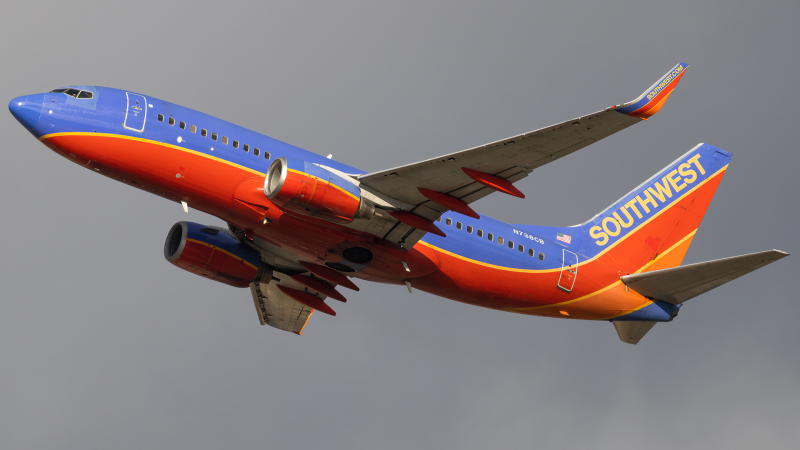 Photo of N738CB - Southwest Airlines Boeing 737-700 at BWI on AeroXplorer Aviation Database