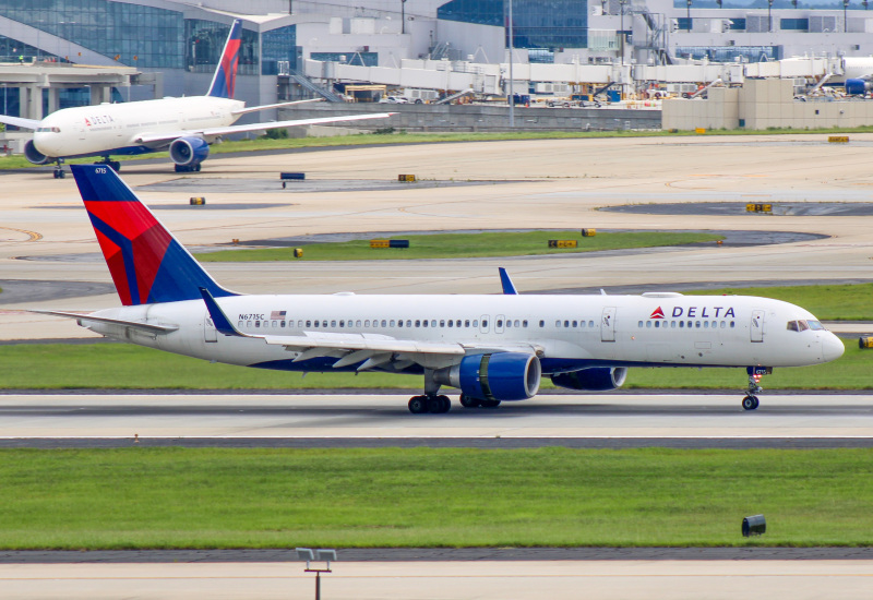 Photo of N6715C - Delta Airlines Boeing 757-200 at ATL on AeroXplorer Aviation Database