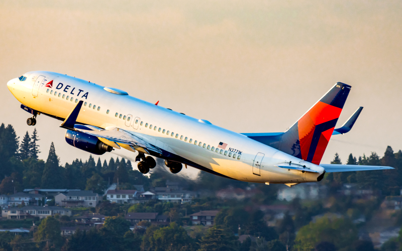 Photo of N3771K - Delta Airlines Boeing 737-800 at PDX on AeroXplorer Aviation Database