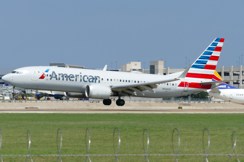 Photo of N306SP - American Airlines Boeing 737 MAX 8 at AUS on AeroXplorer Aviation Database