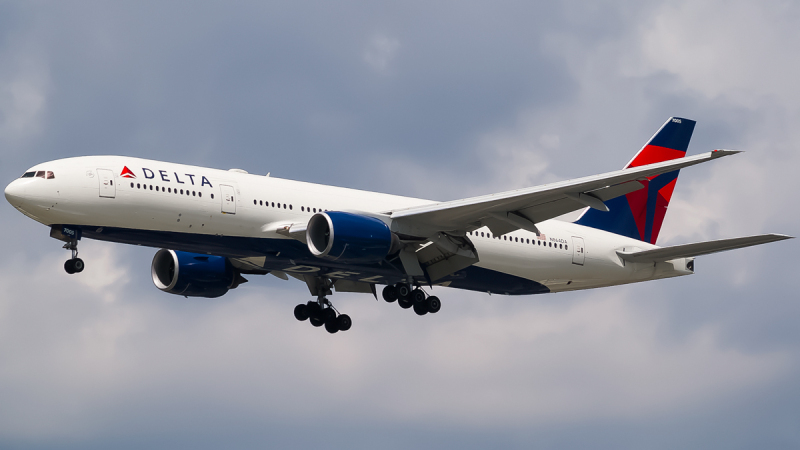 Photo of N864DA  - Delta Airlines Boeing 777-200ER at SVN on AeroXplorer Aviation Database