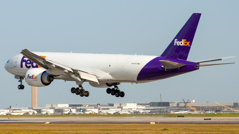 Photo of N846FD - FedEx Boeing 777-F at IAH on AeroXplorer Aviation Database