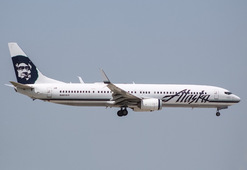 Photo of N461AS - Alaska Airlines Boeing 737-900ER at ORD on AeroXplorer Aviation Database