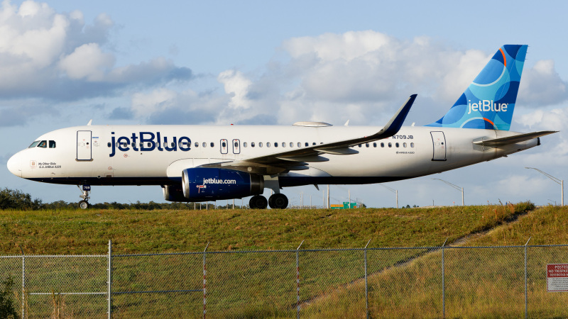 Photo of N709JB - JetBlue Airways Airbus A320 at MCO on AeroXplorer Aviation Database