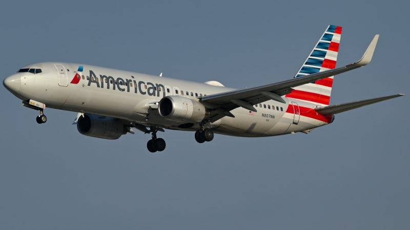 Photo of N807NN - American Airlines Boeing 737-800 at DFW on AeroXplorer Aviation Database