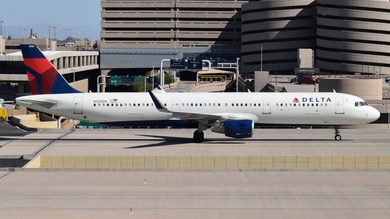 Photo of N332DN - Delta Airlines Airbus A321-200 at PHX on AeroXplorer Aviation Database