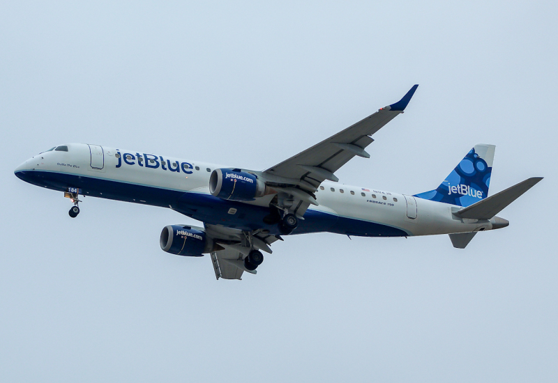 Photo of N184JB - JetBlue Airways Embraer E190 at MKE on AeroXplorer Aviation Database