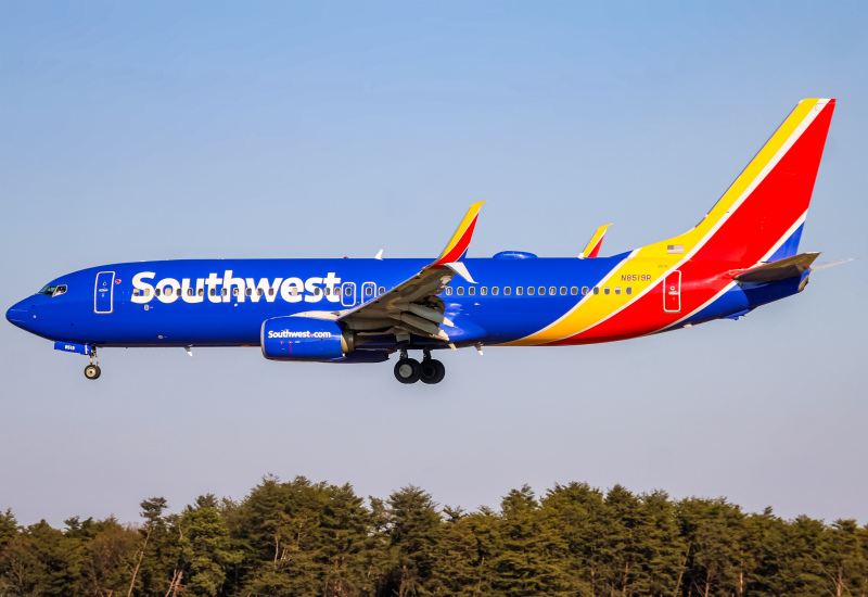N8519R) Southwest Airlines Boeing 737-800 by Edwin Sims | AeroXplorer Photo  Database