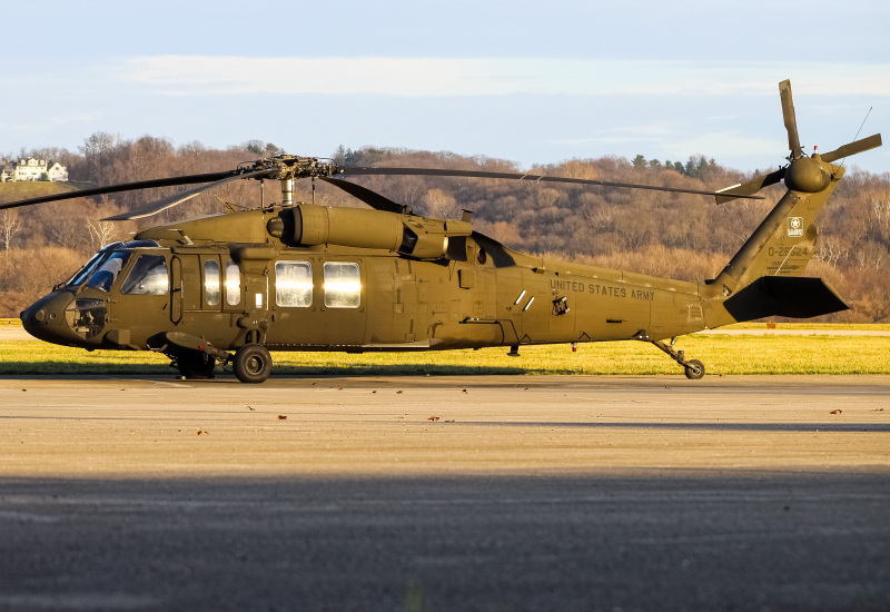 Photo of 0-26524 - USA- United States Army UH-60 Blackhawk at LUK on AeroXplorer Aviation Database