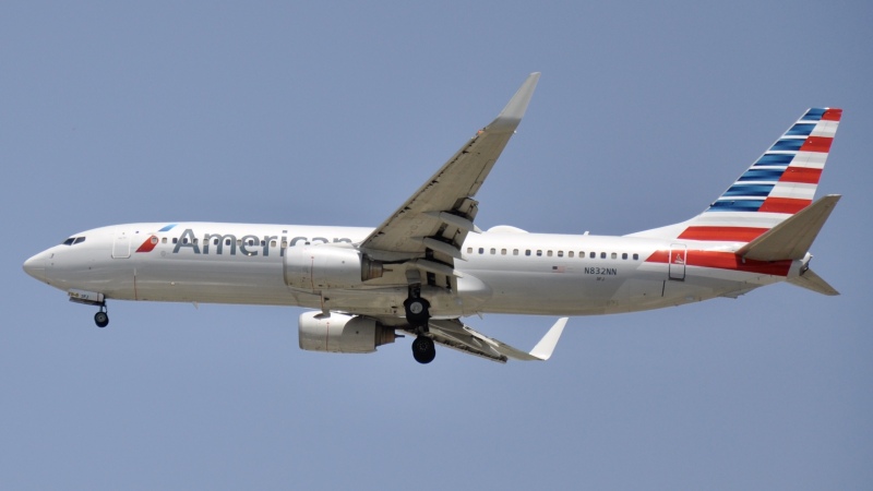 Photo of N832NN - American Airlines Boeing 737-800 at ORD on AeroXplorer Aviation Database