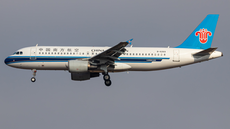 Photo of B-6269 - China Southern Airlines Airbus A320-214 at ICN on AeroXplorer Aviation Database
