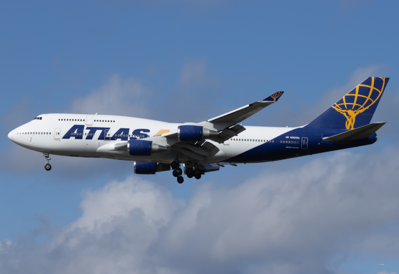 Photo of N263SG - Atlas Air Boeing 747-400 at PIT on AeroXplorer Aviation Database