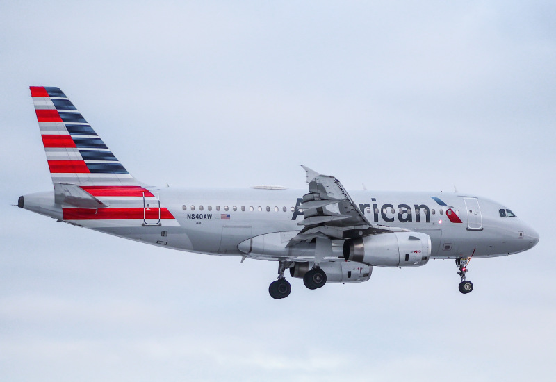 Photo of N840AW - American Airlines Airbus A319 at MKE on AeroXplorer Aviation Database