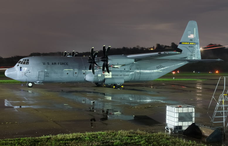 Photo of 19-5940 - USAF - United States Air Force Lockheed C-130J Hercules at LUK on AeroXplorer Aviation Database