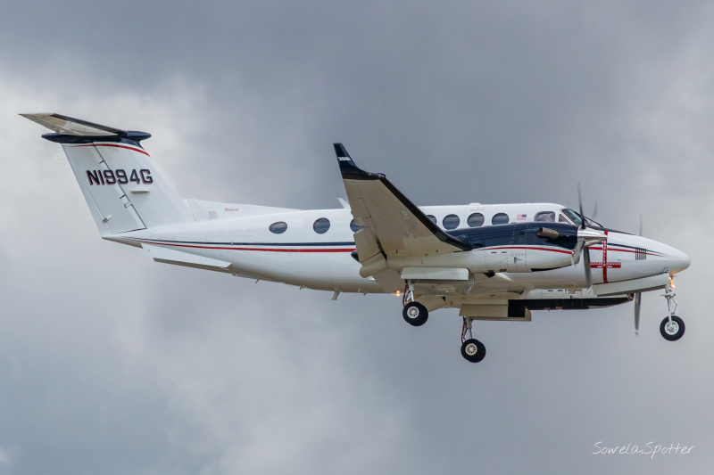Photo of N1994G - PRIVATE Beechcraft King Air 350 at CWF on AeroXplorer Aviation Database