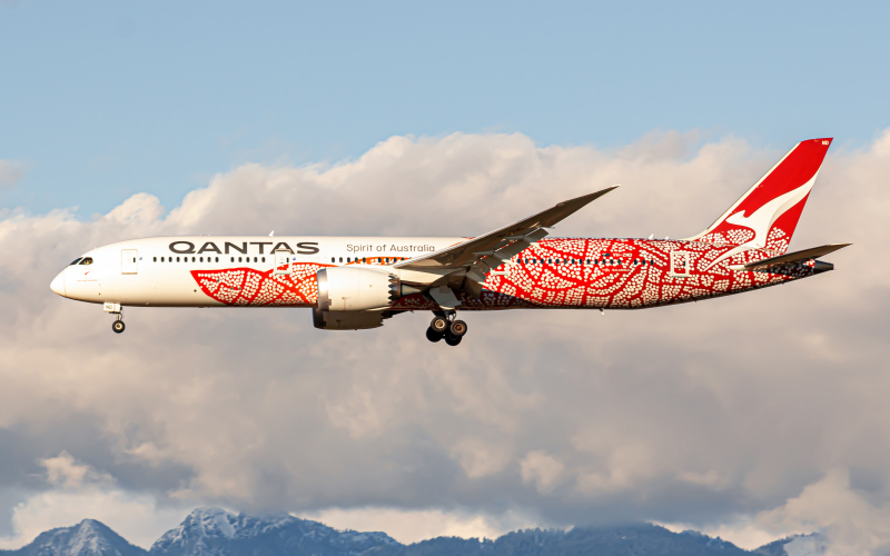Photo of VH-ZND - Qantas Airways Boeing 787-9 at YVR on AeroXplorer Aviation Database