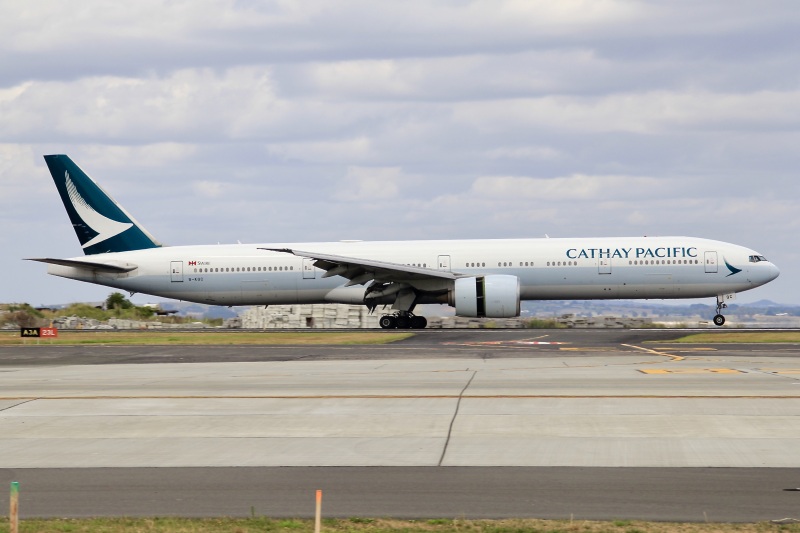 Photo of B-KQC - Cathay Pacific Boeing 777-300ER at AKL on AeroXplorer Aviation Database