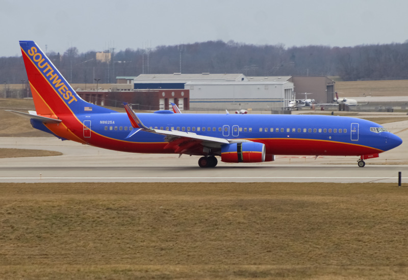 Photo of N8625A - Southwest Airlines Boeing 737-800 at CVG on AeroXplorer Aviation Database