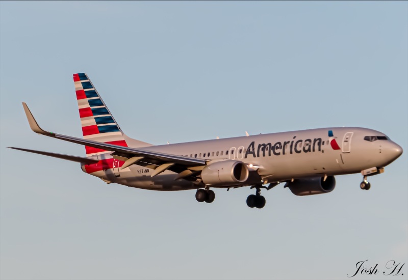 Photo of N971NN - American Airlines Boeing 737-800 at DFW on AeroXplorer Aviation Database