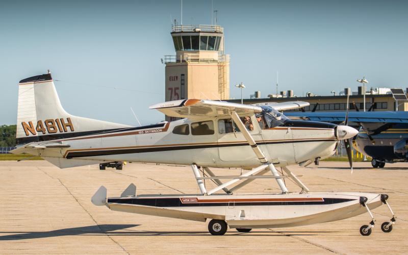 Photo of N481H - PRIVATE Cessna 185 Skywagon at BXM on AeroXplorer Aviation Database