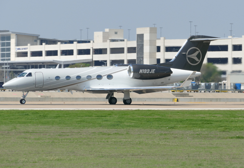 Photo of N192JE - PRIVATE Gulfstream IV at AUS on AeroXplorer Aviation Database