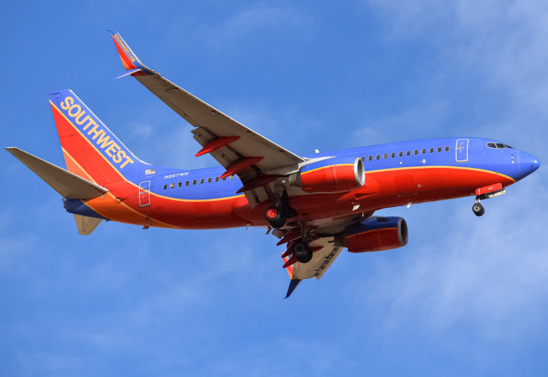 Photo of N267WN - Southwest Airlines Boeing 737-700 at DEN on AeroXplorer Aviation Database
