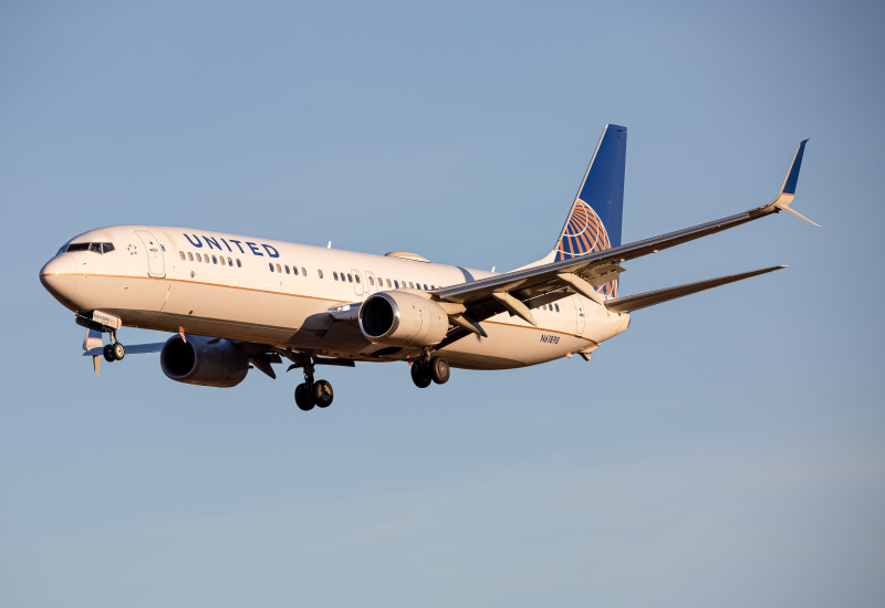 Photo of N61898 - United Airlines Boeing 737-900 at BWI on AeroXplorer Aviation Database