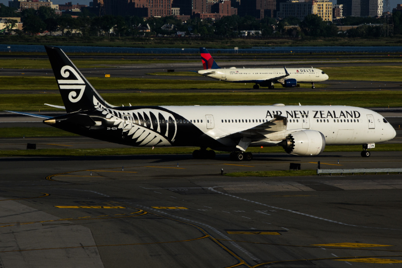 Photo of ZK-NZN - Air New Zealand Boeing 787-9 at JFK on AeroXplorer Aviation Database