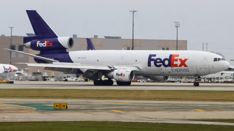 Photo of N315FE - FedEx McDonnell Douglas DC-10F at IND on AeroXplorer Aviation Database