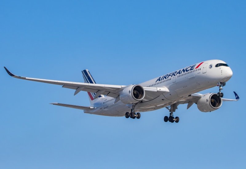 Photo of F-HUVD - Air France Airbus A350-900 at EWR on AeroXplorer Aviation Database