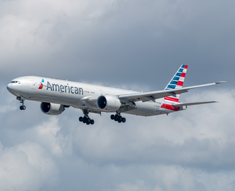 Photo of N722AN - American Airlines Boeing 777-300ER at MIA on AeroXplorer Aviation Database