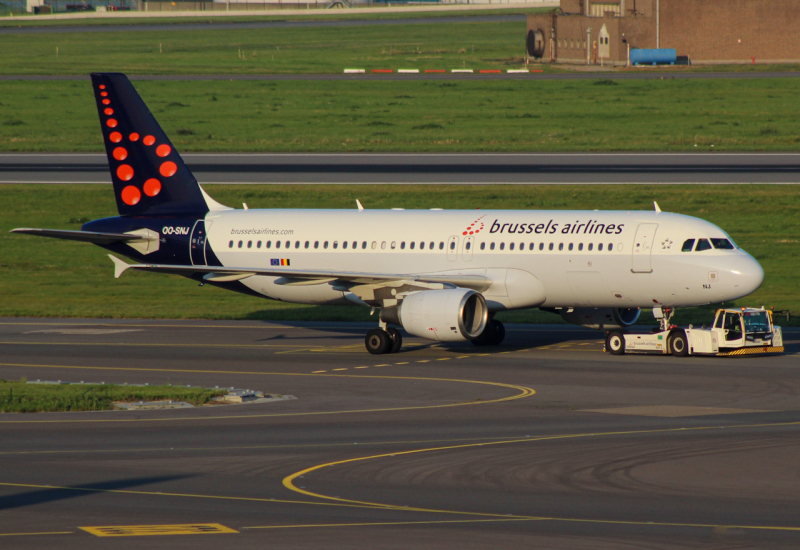 Photo of OO-SNJ - Brussels Airlines Airbus A320 at BRU on AeroXplorer Aviation Database
