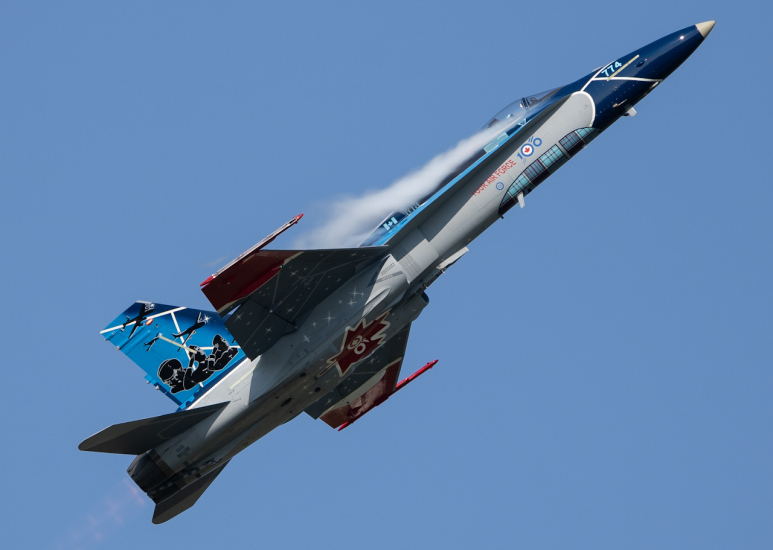 Photo of 188774 - Royal Canadian Air Force McDonnell Douglas CF-118 Hornet at OSH on AeroXplorer Aviation Database