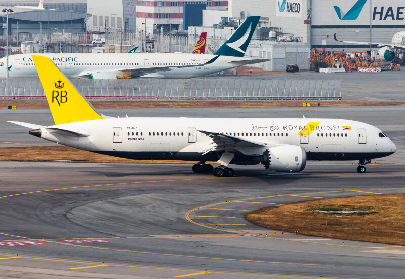 Photo of V8-DLC - Royal Brunei Airlines Boeing 787-8 at HKG on AeroXplorer Aviation Database