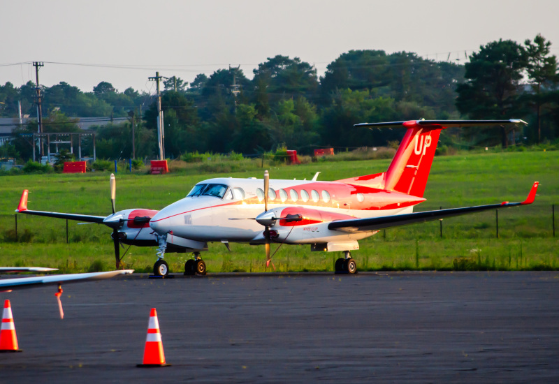 Photo of N837UP - Wheels Up Beechcraft King Air 350 at ACY on AeroXplorer Aviation Database