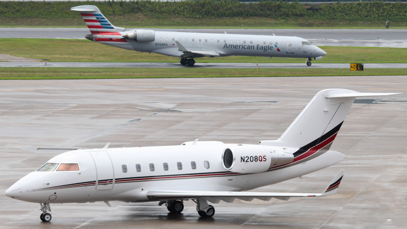 Photo of N208QS - PRIVATE Bombardier Challenger 600 at MDT on AeroXplorer Aviation Database