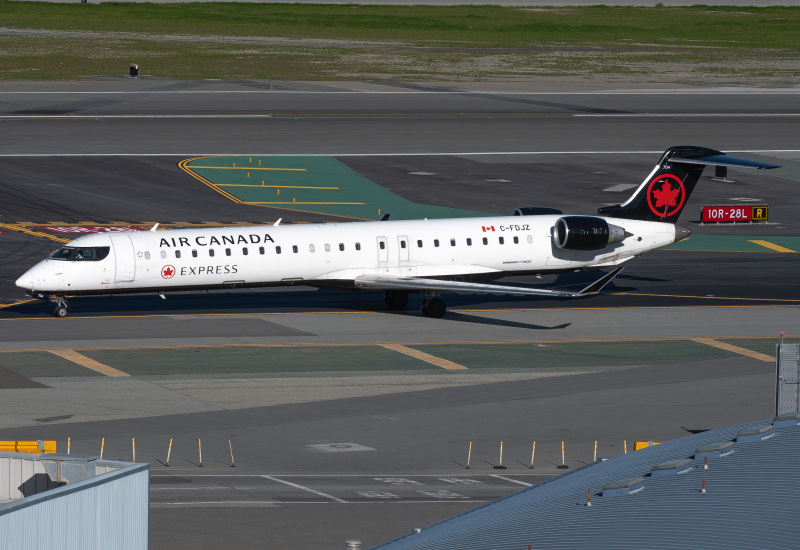Photo of C-FDZJ - Air Canada Express Mitsubishi CRJ-900 at SFO on AeroXplorer Aviation Database