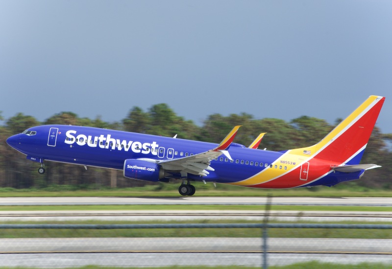Photo of N8553W - Southwest Airlines Boeing 737-800 at MCO on AeroXplorer Aviation Database
