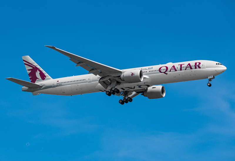 Photo of A7-BAU - Qatar Airways  Boeing 777-300ER at SIN on AeroXplorer Aviation Database