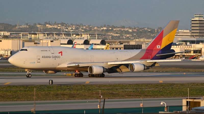 Photo of HL7620 - Asiana Airlines Cargo Boeing 747-400F at KLAX on AeroXplorer Aviation Database