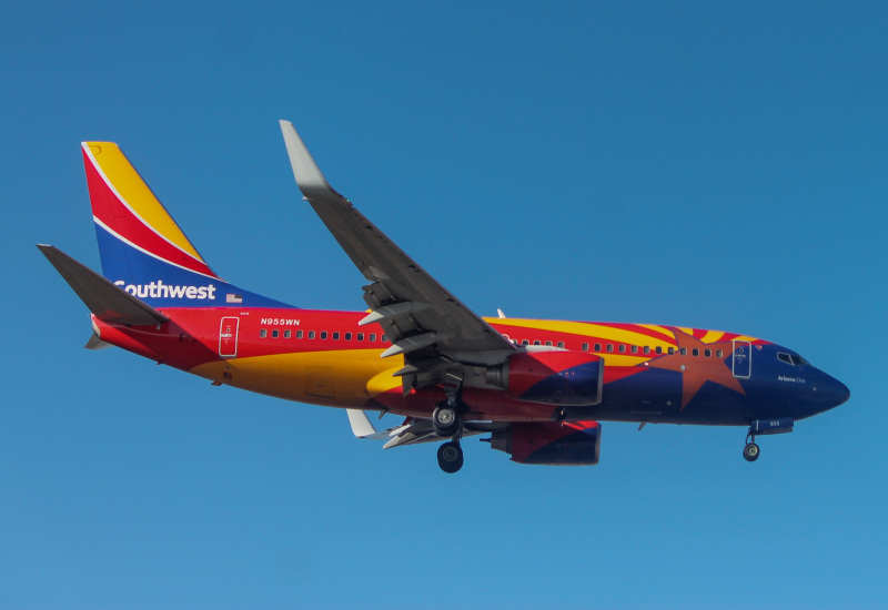 Photo of N955WN - Southwest Airlines Boeing 737-700 at SLC on AeroXplorer Aviation Database