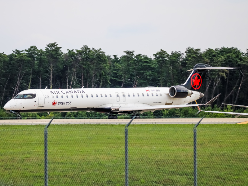 Photo of C-GJZS - Air Canada Express Mitsubishi CRJ-900 at BWI on AeroXplorer Aviation Database